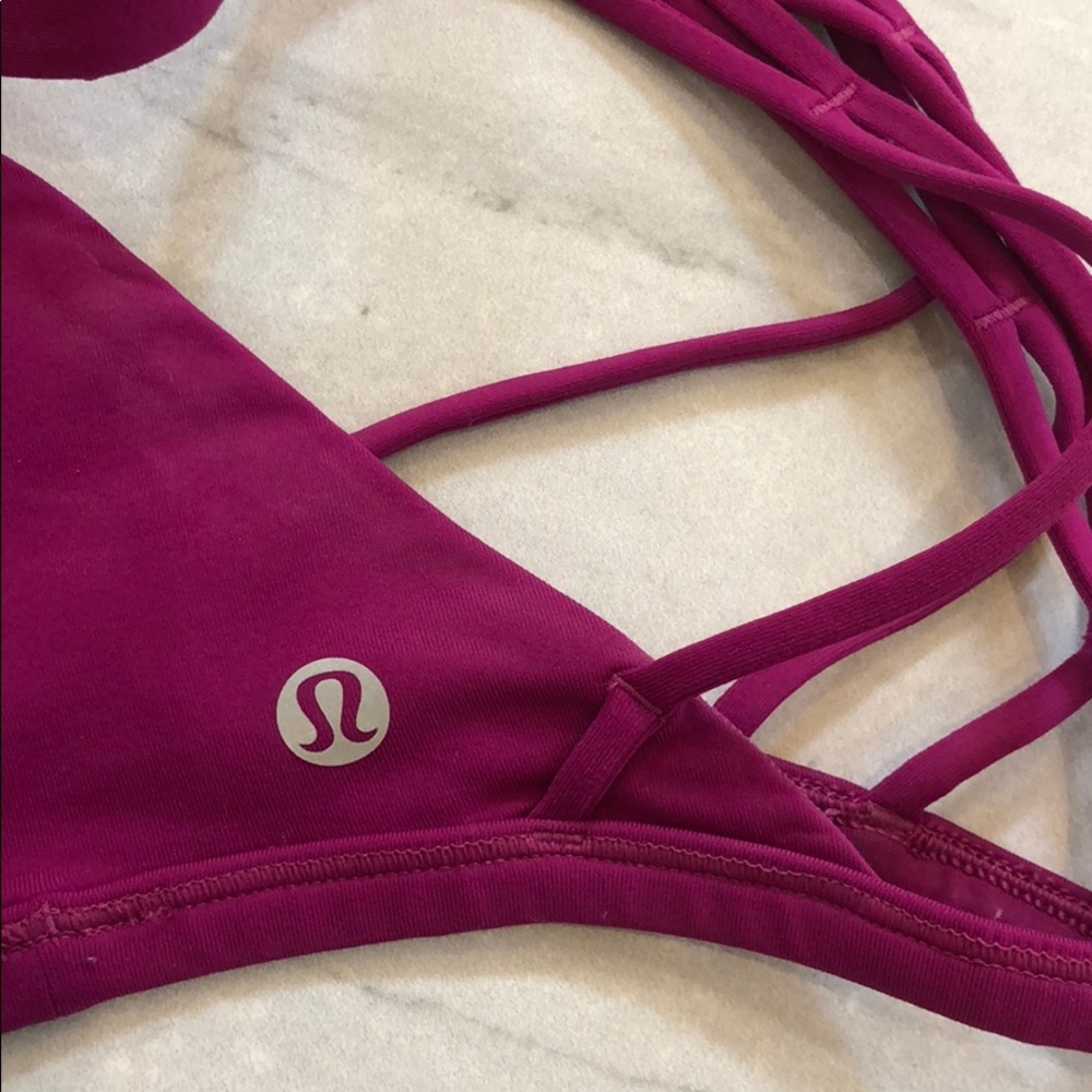 Lululemon free to be wild sports bra size 6